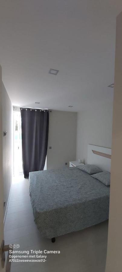 Amazing Green Tower 3 Castle Flat With Balcony ポルティマン エクステリア 写真